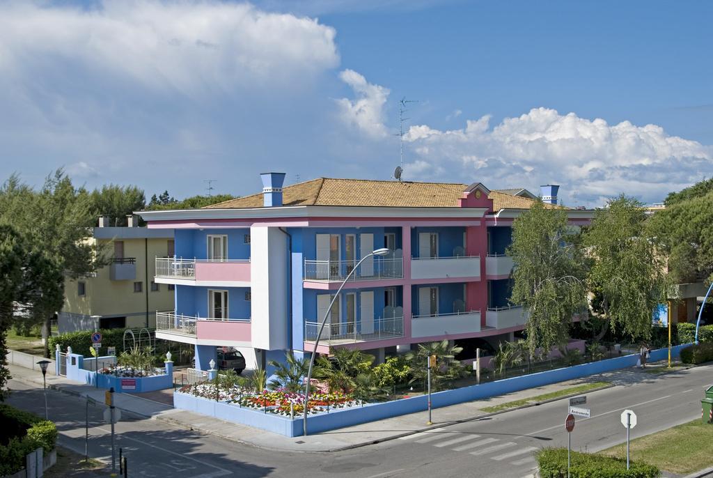 Villa Boer Bibione Exteriör bild
